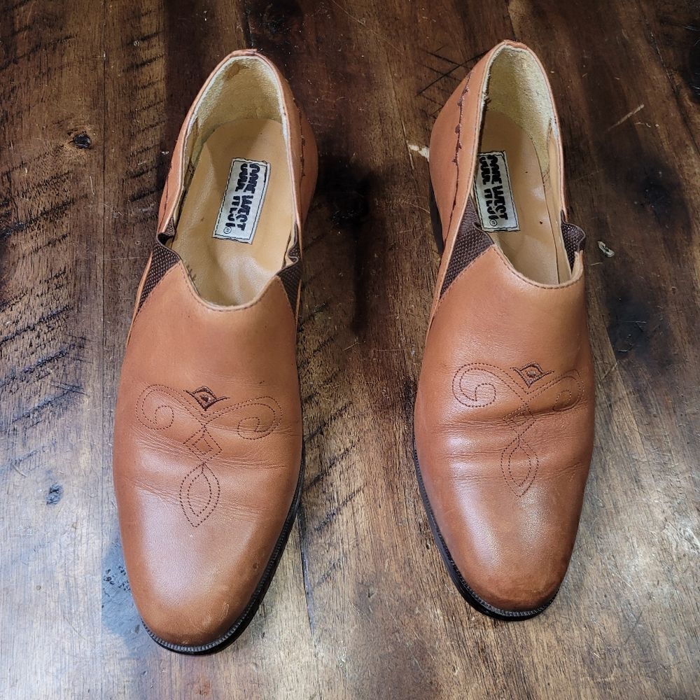 Women's CODE WEST Leather Loafers Size 6